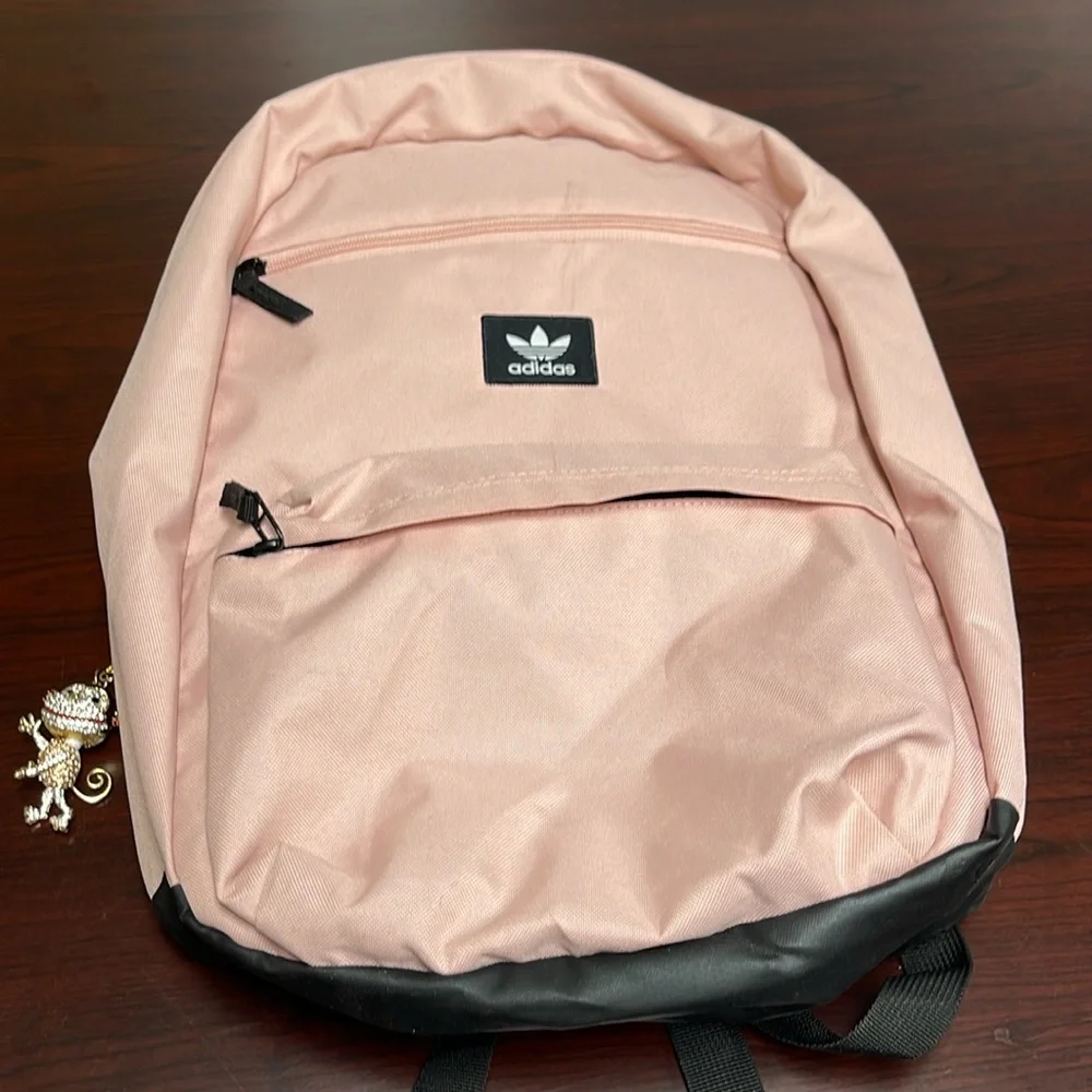 /#105, Adidas Full size Backpack W/Keyring Charm - Picture 1 of 6